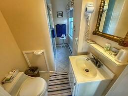 Open Hearth Inn