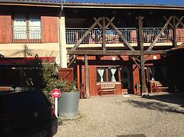 The Resid For Calixte