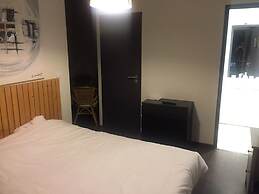The Resid For Calixte