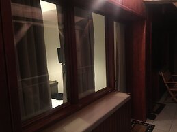 The Resid For Calixte