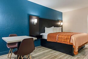 Rodeway Inn Broken Bow - Hochatown
