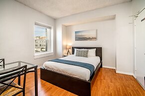 Air Venice on the Beach