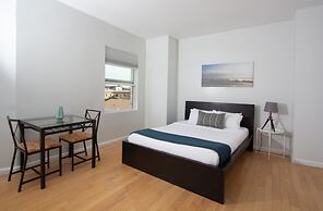 Air Venice on the Beach