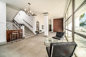 Air Venice on the Beach