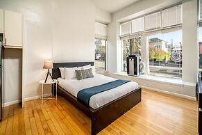 Air Venice on the Beach