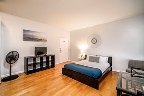 Air Venice on the Beach