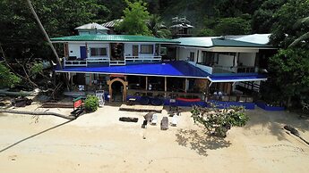 Islandfront Cottages