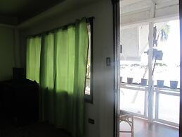 Islandfront Cottages