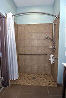 Holiday Inn Express & Suites Austin South by IHG