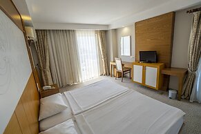 M.C Beach Park Resort Hotel - All Inclusive