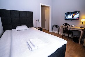 Queen's Hotel by First Hotels