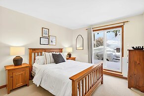 Les Haut Bois Condominiums -RVMT