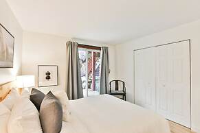 Les Haut Bois Condominiums -RVMT