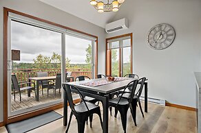 Les Haut Bois Condominiums -RVMT