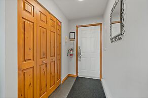 Les Haut Bois Condominiums -RVMT