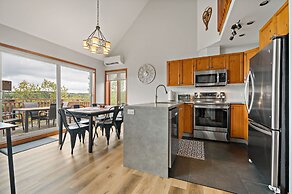 Les Haut Bois Condominiums -RVMT