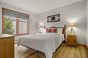 Les Haut Bois Condominiums -RVMT