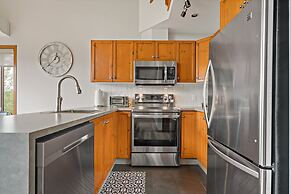 Les Haut Bois Condominiums -RVMT