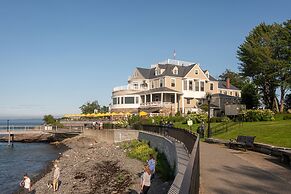 Bar Harbor Inn