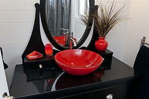 Commercial Drive Accommodations