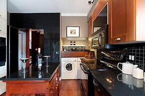 Commercial Drive Accommodations