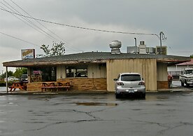 The Hub Motel