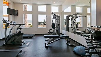 Best Western Plus Service Inn & Suites