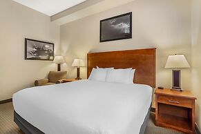 Best Western Plus Service Inn & Suites