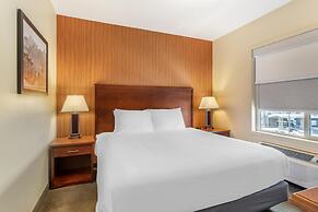 Best Western Plus Service Inn & Suites