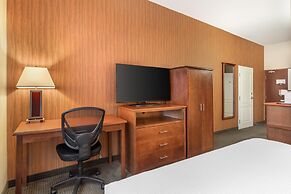 Best Western Plus Service Inn & Suites