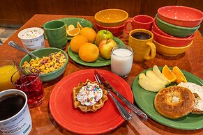 Best Western Plus Service Inn & Suites