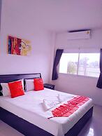 Phet Cha-am Plaza & Resort