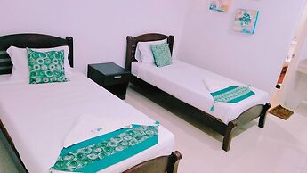 Phet Cha-am Plaza & Resort