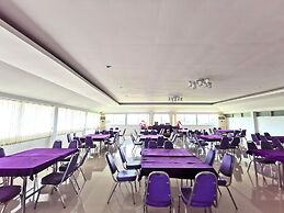 Phet Cha-am Plaza & Resort