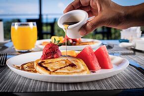 El Faro Containers Beach Hotel