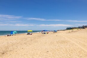 Dolphin Oceanfront Motel