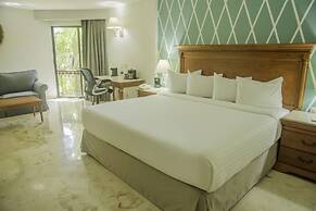 Continental Caribe Bay