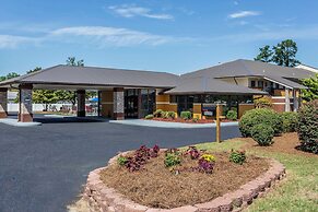 Quality Inn Pinehurst Area