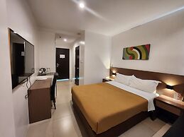 Apollonia Royale Hotel