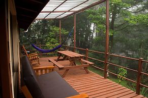 Los Pinos Cabanas y Jardines