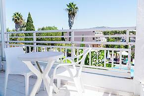Ikaros Hotel