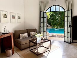 The Diplomat Boutique Hotel