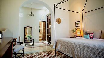 The Diplomat Boutique Hotel