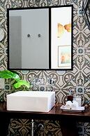 The Diplomat Boutique Hotel