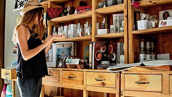 The Diplomat Boutique Hotel