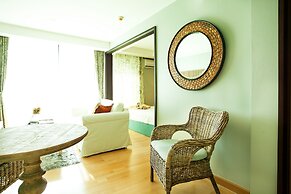 Rocco Hua Hin Beach Seaview