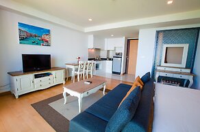 Rocco Hua Hin Beach Seaview