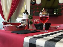 Damia Hotel