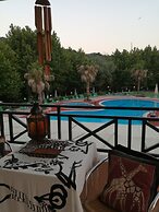 Damia Hotel