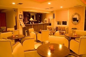 Damia Hotel